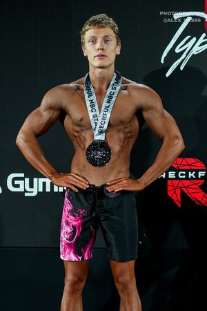 MEN'S PHYSIQUE ЮНИОРЫ STARS